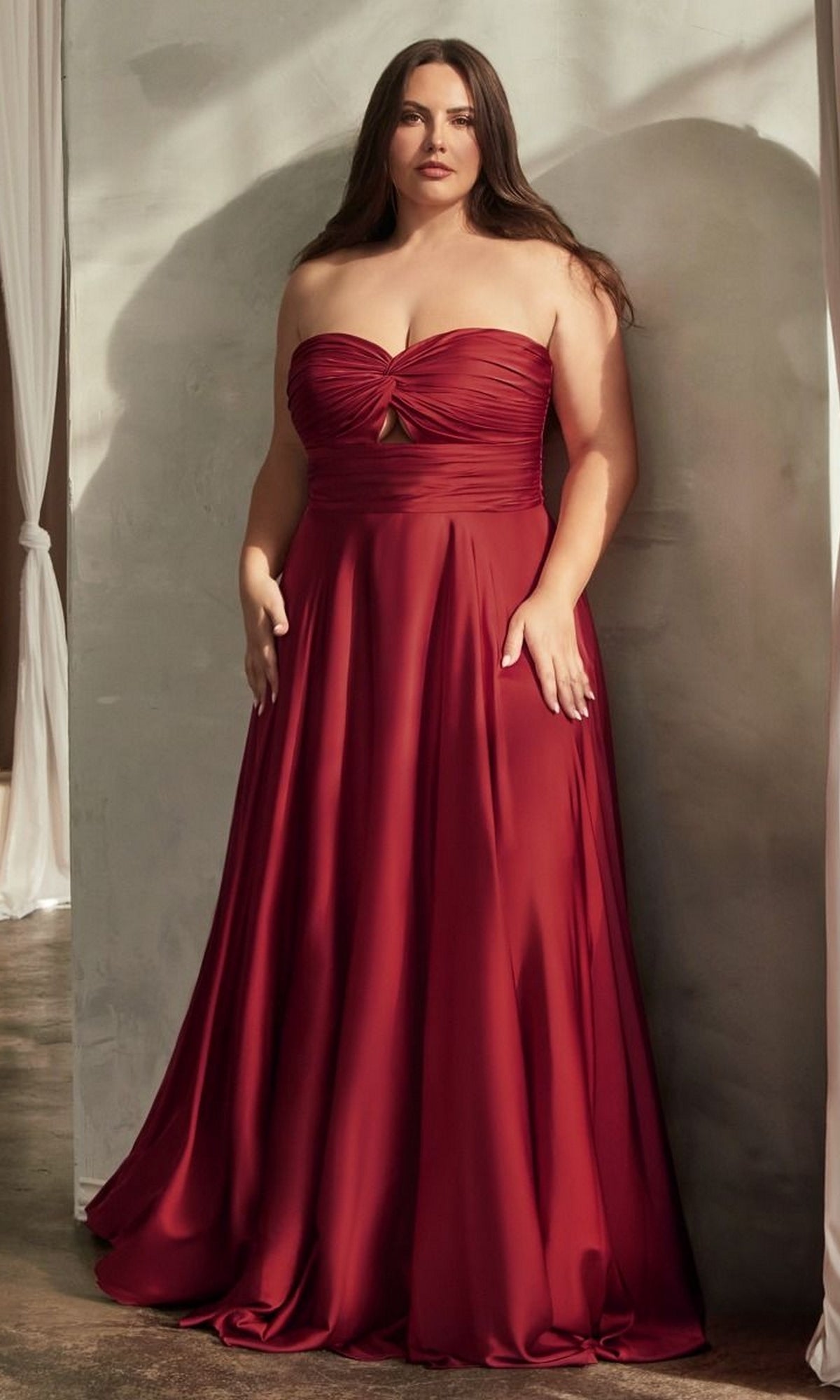 Plus-Size Strapless Sweetheart Prom Dress Ladivine L7496C - Image 5