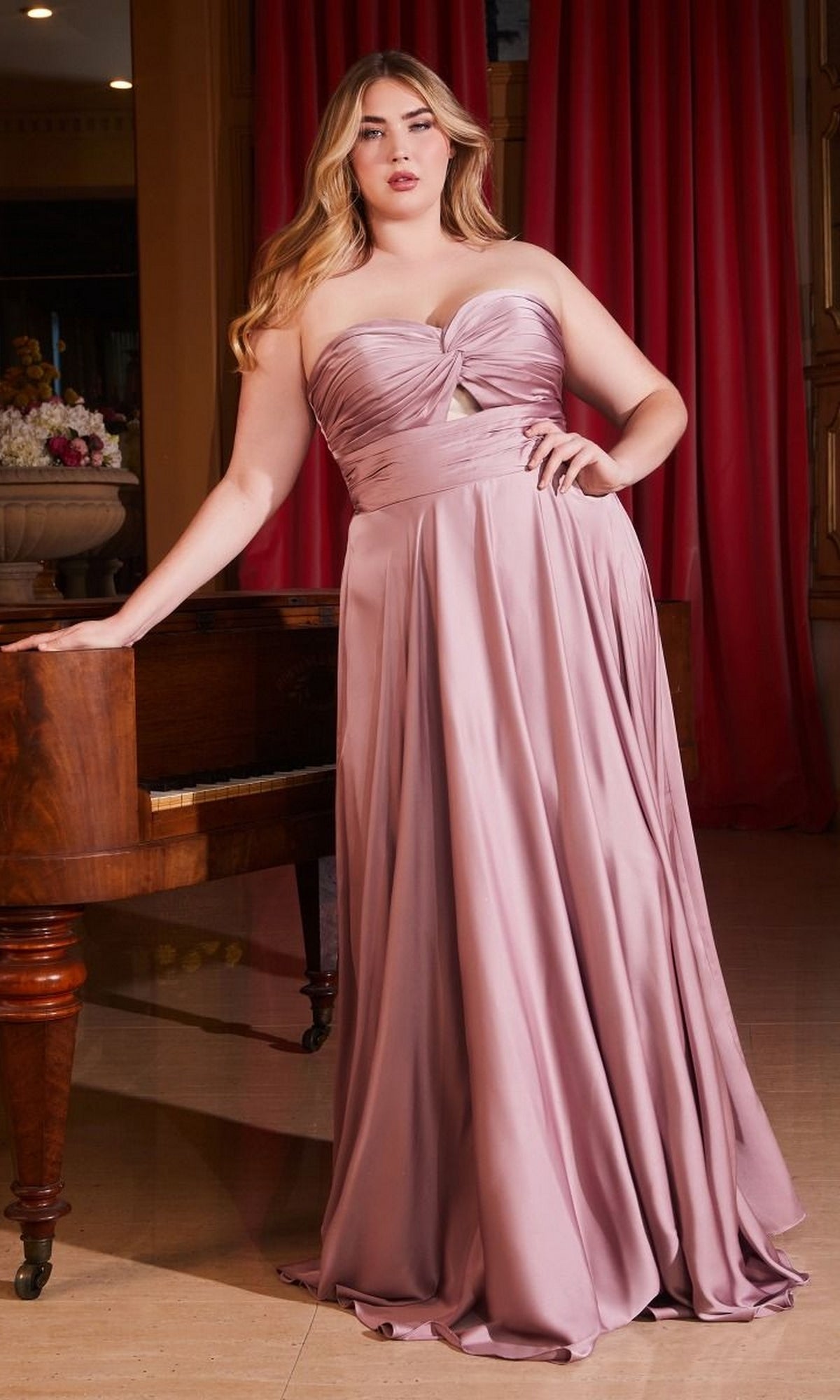 Plus-Size Strapless Sweetheart Prom Dress Ladivine L7496C - Image 4
