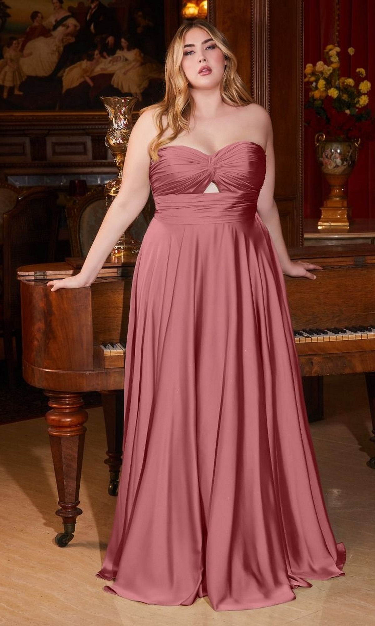 Plus-Size Strapless Sweetheart Prom Dress Ladivine L7496C - Image 7