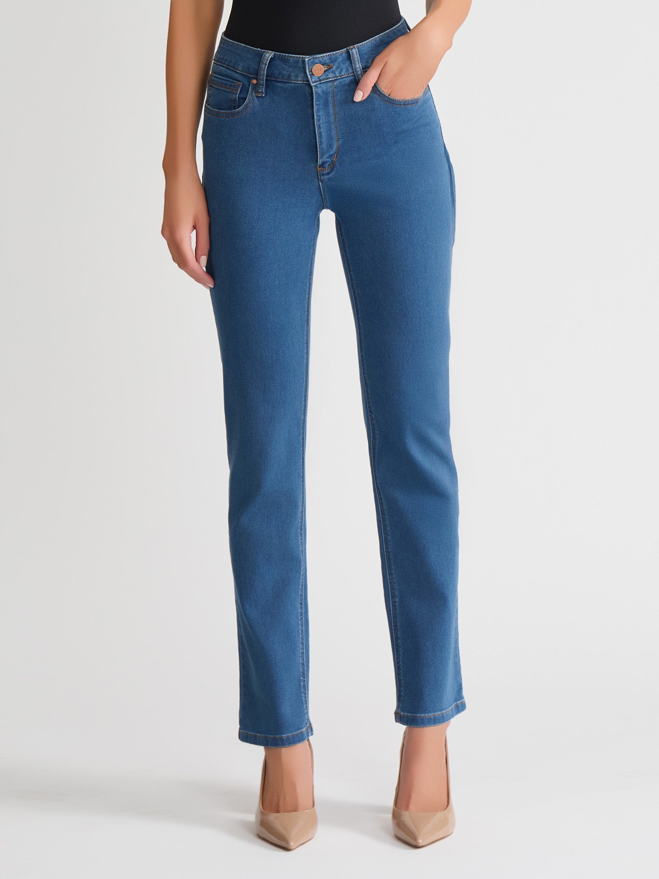 Lexington Straight Leg Jeans, Skywash